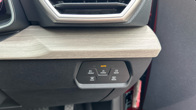 SEAT Leon 2.0 TSI EVO Xcellence Lux 5dr DSG Petrol Hatchback